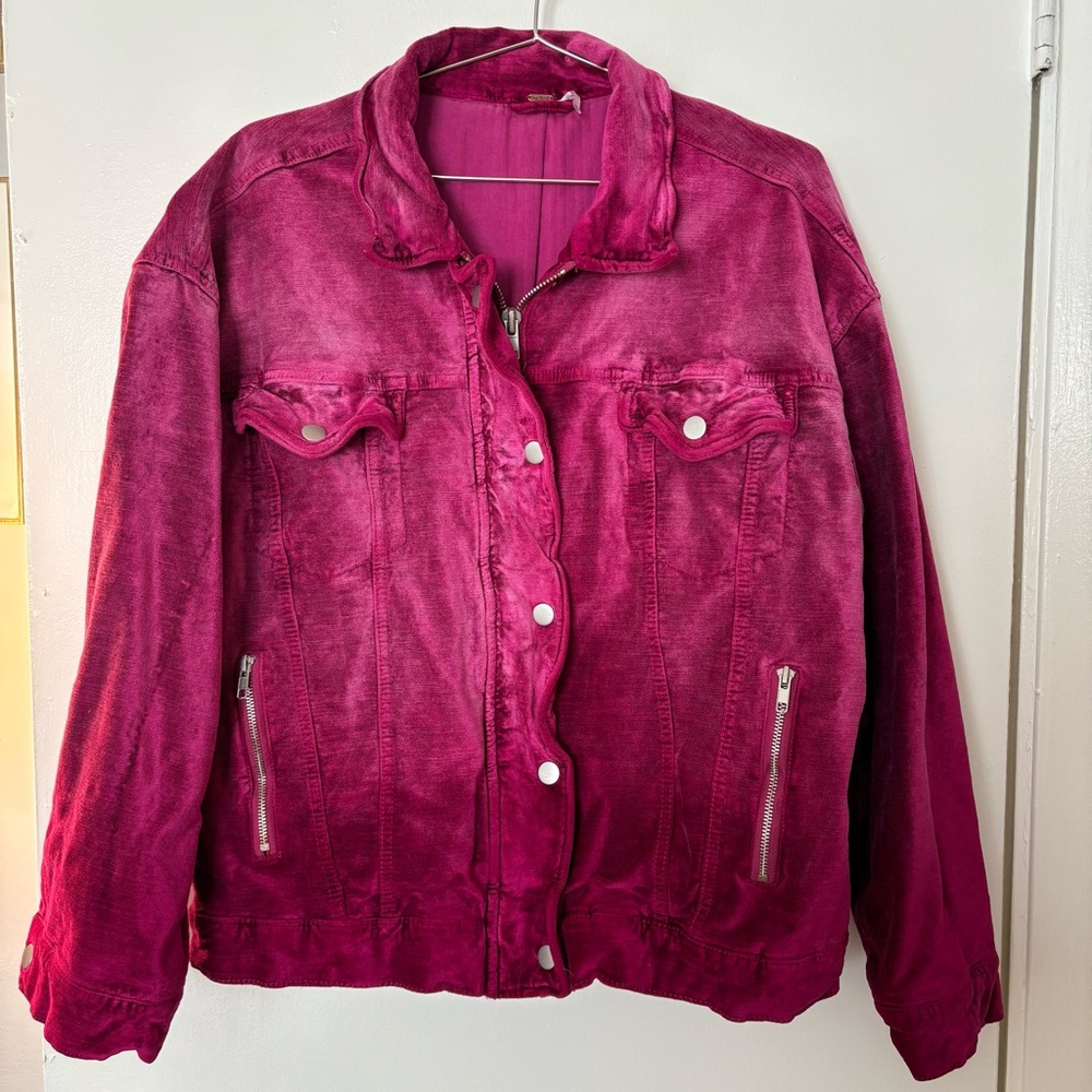 Free People pink crushed velvet Jacket size M/L